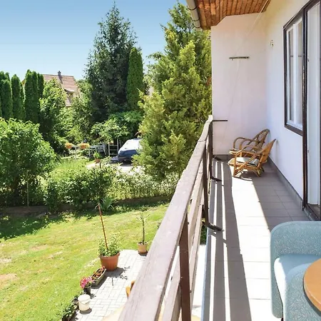 Apartamento Six Bedroom Holiday In