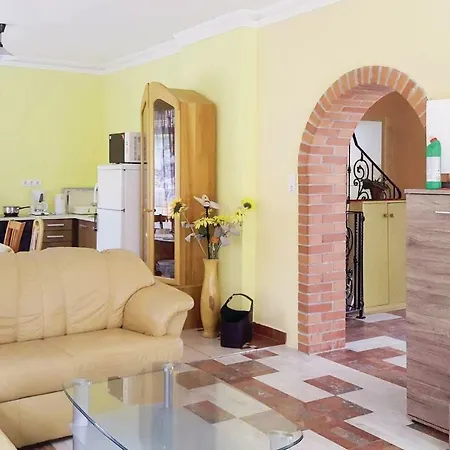 Six Bedroom Holiday In * Siófok